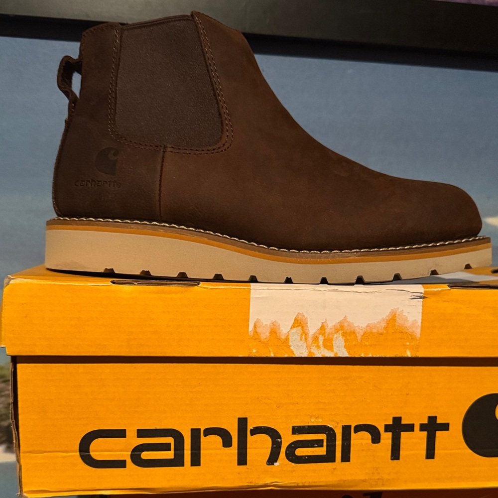 Carhartt Men's Brown Chukka Work Boot with Tan Sole